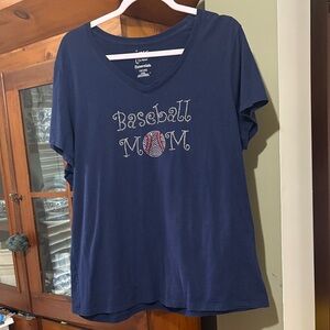 BASEBALL MOM T SHIRT